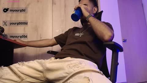 Daniel   thumb up me please its important Im new INDEPENDENT MODEL online show from March 3, 2026, 3:01 am