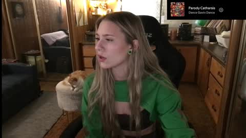 Snapshot of incognitoqueen chatting on December 20, 2024, 5:47 am Carter online show from December 20, 2024, 5:47 am