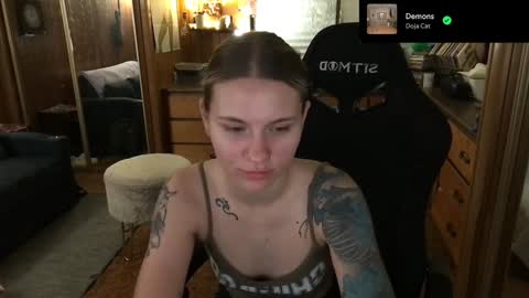 Snapshot of incognitoqueen chatting on January 4, 2025, 12:59 am Carter online show from January 4, 2025, 12:59 am