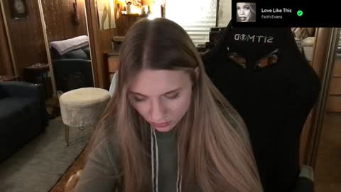 Snapshot of incognitoqueen chatting on January 12, 2025, 8:14 am Carter online show from January 12, 2025, 8:14 am