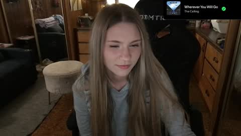 Snapshot of incognitoqueen chatting on February 19, 2025, 4:01 am Carter online show from February 19, 2025, 4:01 am