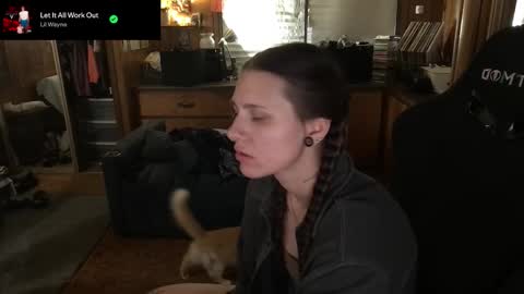 Snapshot of incognitoqueen chatting on October 16, 2025, 4:46 am Carter online show from October 16, 2025, 4:46 am