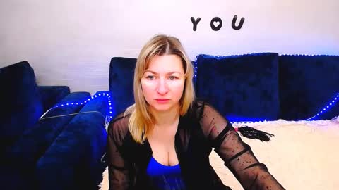 Snapshot of incredible_ariela chatting on February 21, 2026, 9:43 am incredible_ariela online show from February 21, 2026, 9:43 am