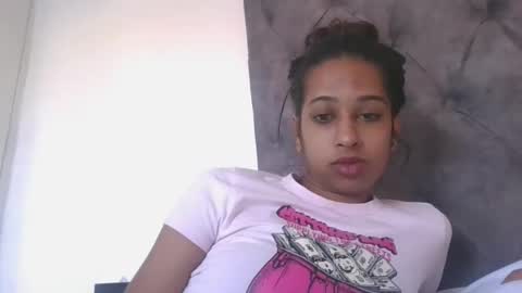 Snapshot of indanbella19 chatting on April 17, 2026, 4:59 am indanbella19 online show from April 17, 2026, 4:59 am
