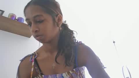Snapshot of indanbella19 chatting on April 20, 2026, 7:33 am indanbella19 online show from April 20, 2026, 7:33 am