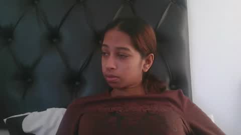 Snapshot of indanbella19 chatting on April 29, 2026, 5:00 am indanbella19 online show from April 29, 2026, 5:00 am