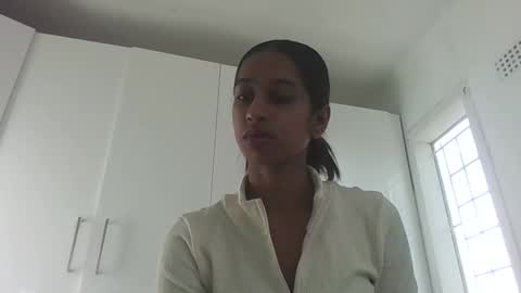 Snapshot of indanbella19 chatting on May 8, 2026, 5:24 am indanbella19 online show from May 8, 2026, 5:24 am