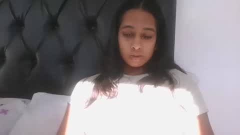 Snapshot of indanbella19 chatting on June 5, 2026, 6:52 am indanbella19 online show from June 5, 2026, 6:52 am