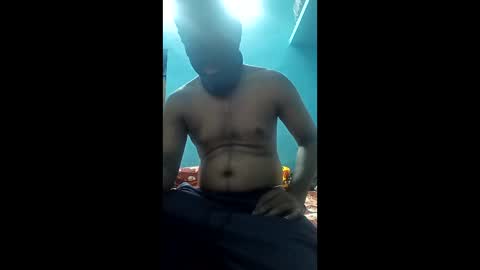 Snapshot of indian_couple45 chatting on May 24, 2026, 8:08 am indian_couple45 online show from May 24, 2026, 8:08 am