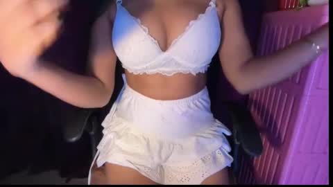 Raya  online show from March 18, 2026, 9:07 pm