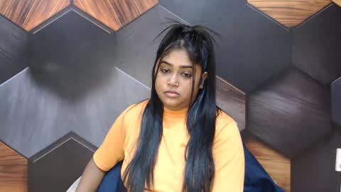Snapshot of indian_rimmelx chatting on May 28, 2026, 7:49 am Melz online show from May 28, 2026, 7:49 am