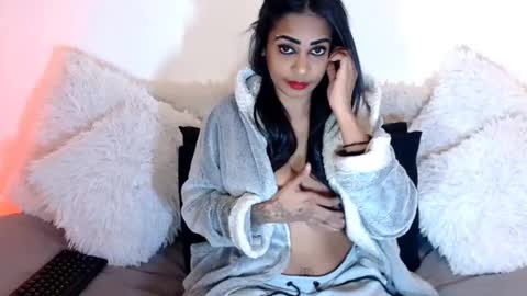 Snapshot of indian_swaggerliciousx chatting on July 7, 2026, 11:42 pm Jazmin online show from July 7, 2026, 11:42 pm