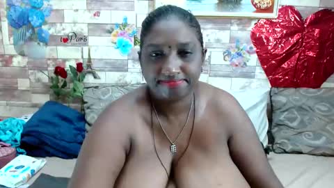 Snapshot of indianblue3 chatting on February 5, 2025, 11:02 am tracy online show from February 5, 2025, 11:02 am