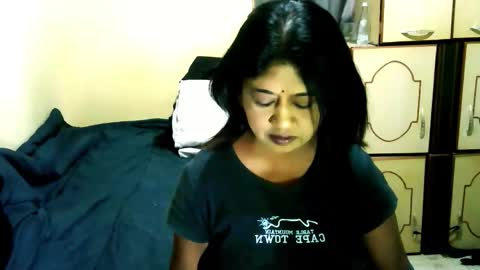 Snapshot of indianpleasures21 chatting on May 13, 2026, 6:44 am indianpleasures21 online show from May 13, 2026, 6:44 am