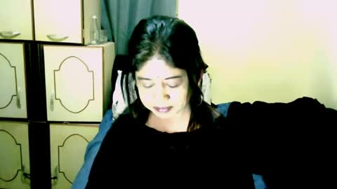 Snapshot of indianpleasures21 chatting on July 18, 2026, 9:18 pm indianpleasures21 online show from July 18, 2026, 9:18 pm
