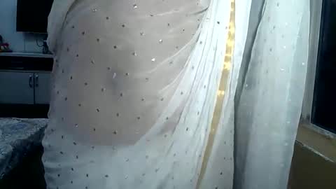 Radha online show from October 26, 2025, 8:37 pm