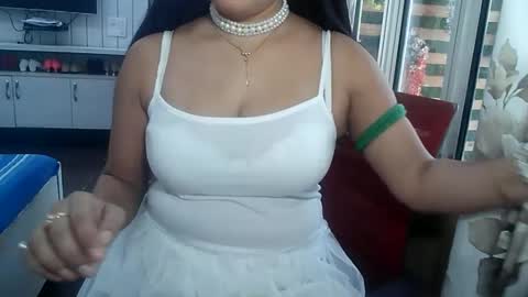 Snapshot of indianrads9 chatting on May 18, 2026, 7:58 am Radha online show from May 18, 2026, 7:58 am