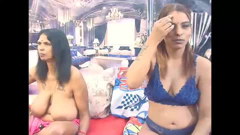 indiansexyass4u2luv online show from February 13, 2026, 11:01 pm