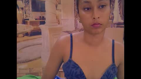 Snapshot of indiansexybutt4u2luv chatting on February 3, 2026, 6:22 am indiansexybutt4u2luv online show from February 3, 2026, 6:22 am