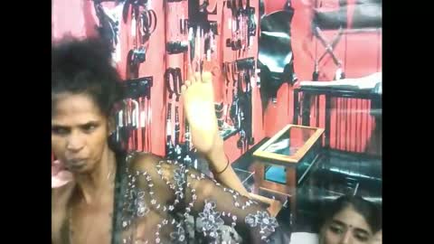 Snapshot of indiansexyslender4u2luv chatting on March 10, 2025, 1:10 pm indiansexyslender4u2luv online show from March 10, 2025, 1:10 pm