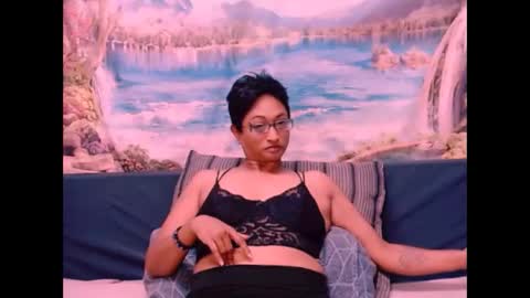 Shreya online show from December 15, 2024, 6:04 pm