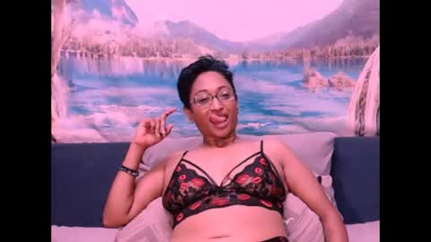 Shreya online show from December 20, 2024, 5:36 am