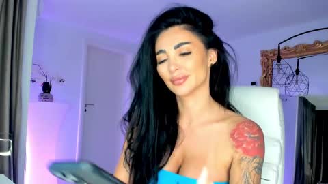 Snapshot of indiansweety chatting on February 25, 2025, 4:10 pm Hellen online show from February 25, 2025, 4:10 pm