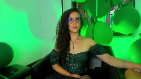 Indigo Wild  online show from March 17, 2026, 10:46 pm