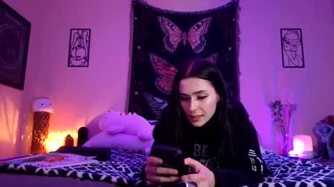 Indigo Bay online show from April 1, 2026, 6:47 am