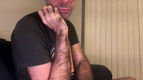 Snapshot of indiscriminator chatting on February 6, 2026, 5:56 am just1dude online show from February 6, 2026, 5:56 am