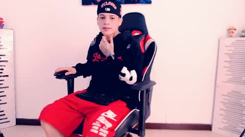 matias online show from April 4, 2026, 3:42 pm