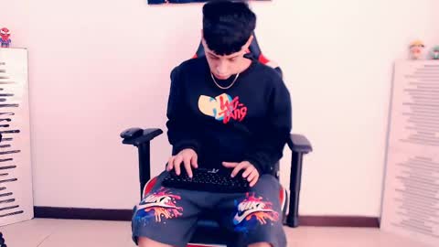 matias online show from April 20, 2026, 4:21 pm