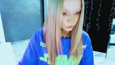 Snapshot of inesdesire chatting on September 16, 2025, 7:31 am InesDesire online show from September 16, 2025, 7:31 am