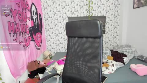 Snapshot of iness_lex chatting on May 14, 2026, 7:15 am iness_lex online show from May 14, 2026, 7:15 am