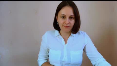 Snapshot of inessa_beauty chatting on June 22, 2026, 4:09 am Inessa online show from June 22, 2026, 4:09 am