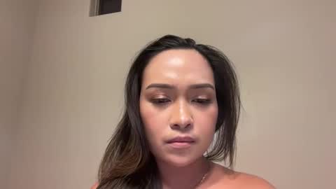 Snapshot of inexpensiveartist chatting on November 18, 2025, 7:13 am inexpensiveartist online show from November 18, 2025, 7:13 am