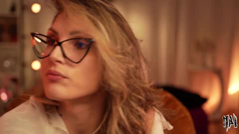 Snapshot of informal_ chatting on February 27, 2026, 1:27 am MAL --- online show from February 27, 2026, 1:27 am