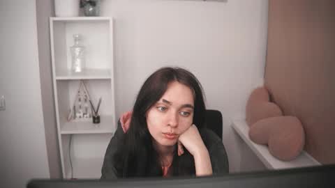 Gracia online show from March 1, 2026, 6:54 pm