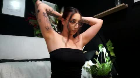 Snapshot of ingadn chatting on September 25, 2025, 6:22 pm IngAdn online show from September 25, 2025, 6:22 pm