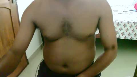 Snapshot of ingloriousuncut chatting on February 27, 2025, 8:06 am Inglorious Hairy Uncut online show from February 27, 2025, 8:06 am