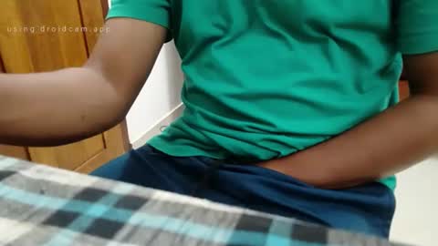 Snapshot of ingloriousuncut chatting on September 18, 2025, 6:43 pm Inglorious Hairy Uncut online show from September 18, 2025, 6:43 pm