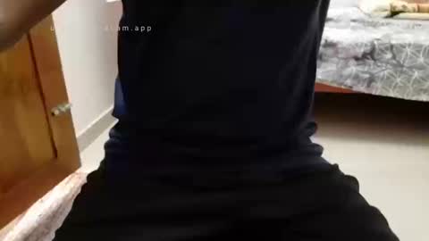 Snapshot of ingloriousuncut chatting on October 8, 2025, 11:08 am Inglorious Hairy Uncut online show from October 8, 2025, 11:08 am