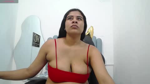 Snapshot of iniyalaboni chatting on February 28, 2025, 1:14 pm Iniya online show from February 28, 2025, 1:14 pm