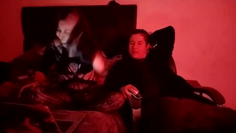 inkedsinners online show from October 10, 2025, 5:56 pm