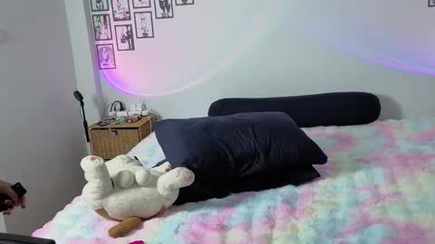 inkymiki online show from January 31, 2026, 10:30 pm