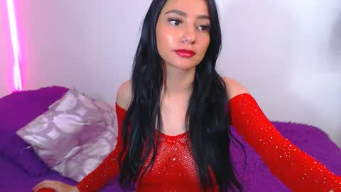 Abril online show from March 11, 2026, 5:02 am