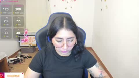 Snapshot of innocentchurchgirlll chatting on July 30, 2026, 12:20 am Luna online show from July 30, 2026, 12:20 am
