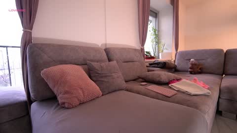 Maria online show from December 9, 2024, 1:34 pm