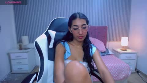Luna moon online show from May 29, 2026, 4:10 am