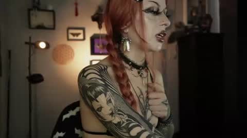 Snapshot of insania_999 chatting on July 1, 2026, 3:45 pm SANIA online show from July 1, 2026, 3:45 pm